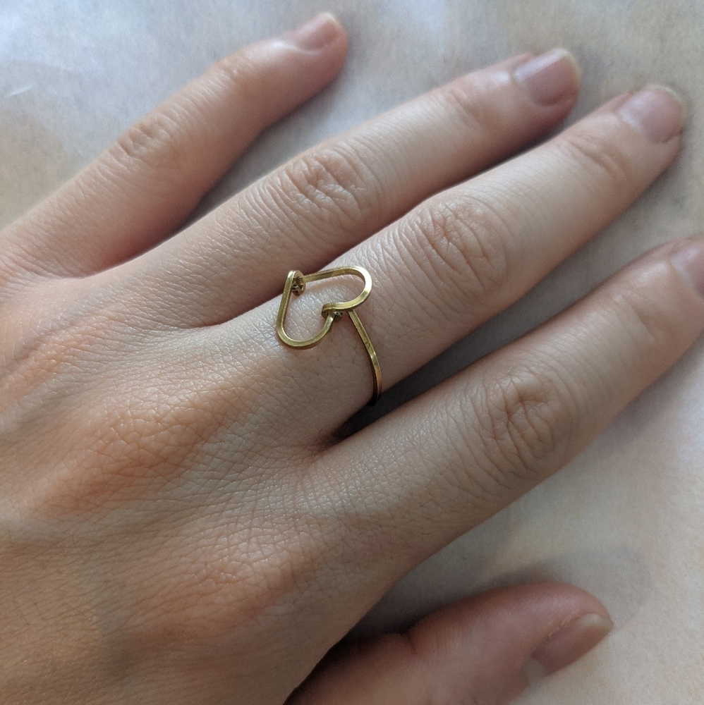 Heart Ring - Picture 2 of 8